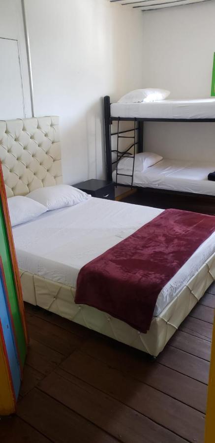 סאלנטו Palma De Cera Hostal מראה חיצוני תמונה