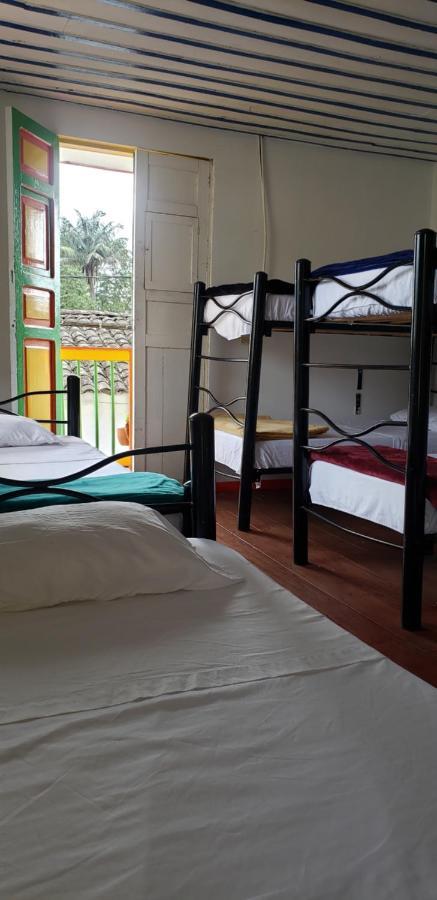 סאלנטו Palma De Cera Hostal מראה חיצוני תמונה