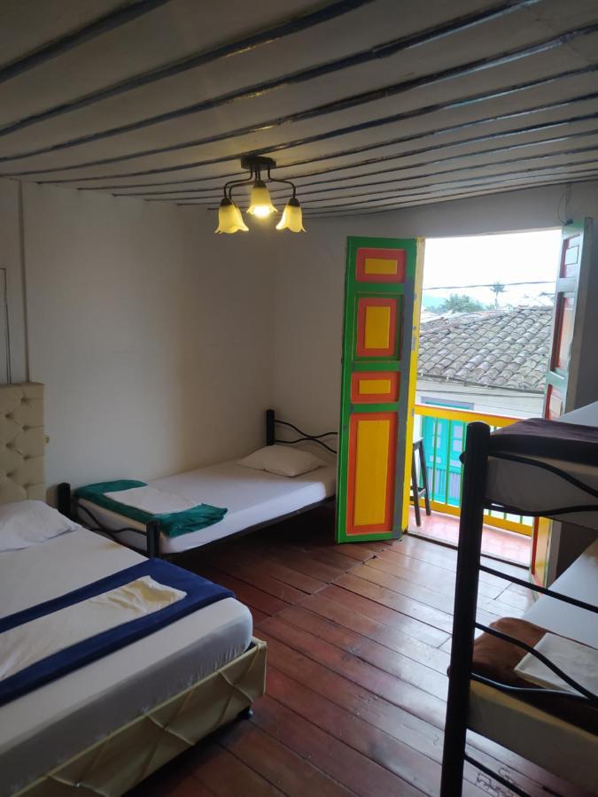 סאלנטו Palma De Cera Hostal מראה חיצוני תמונה